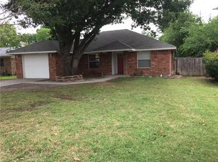 602 Denton St, Sanger, TX 76266