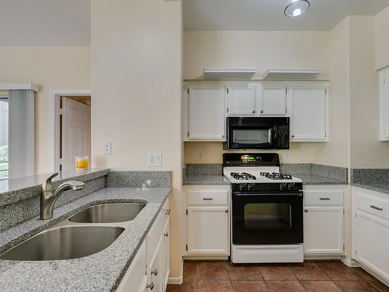 2251 Wigwam Pkwy #1016 — Photo 26