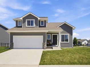 3315 Locust St SW, Bondurant, IA 50035