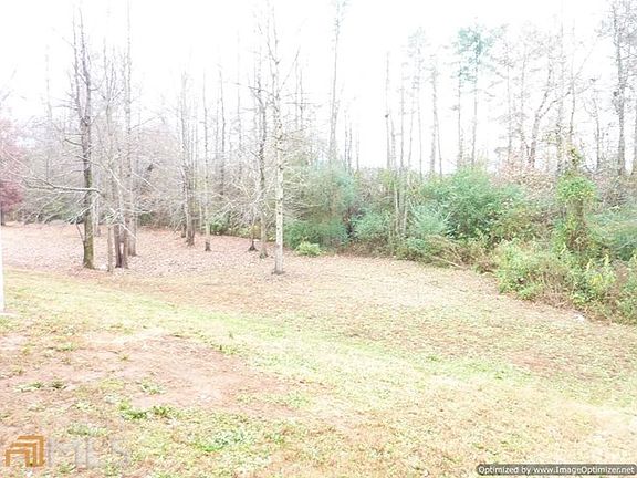 2nd image of 1733 Bennett Dr