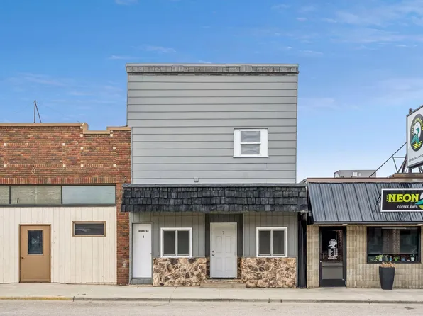 106 E 5th St, Starbuck, MN 56381