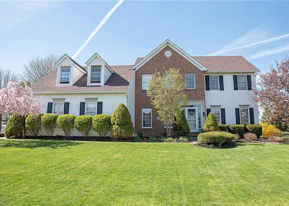 1st image of 1087 Greenwood Ct