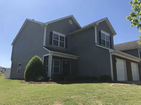 12120 Stratfield Place Cir, Pineville, NC 28134