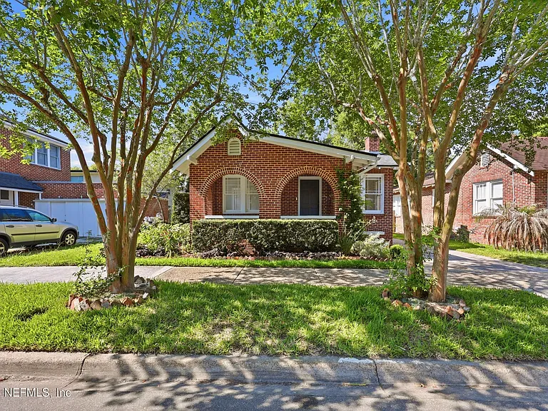 2614 Dellwood Ave — Photo 5