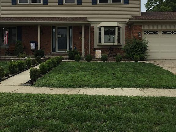 3rd image of 15169 Thornridge Dr