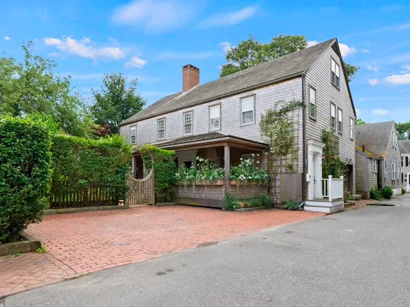 10 Lyon St, Nantucket, MA 02554