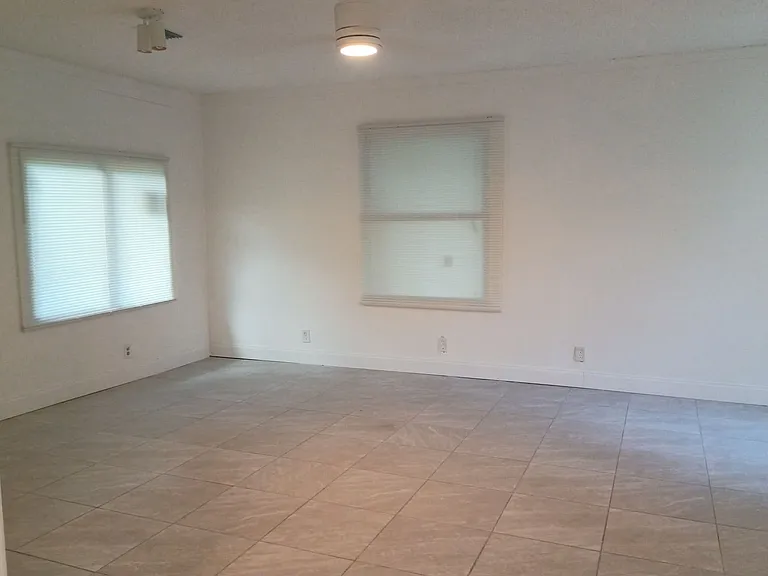 2808 Navajo Ave — Photo 6