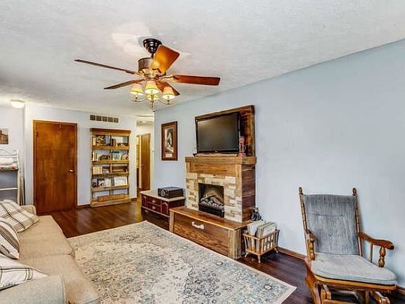 4th image of 211 Swanee Dr