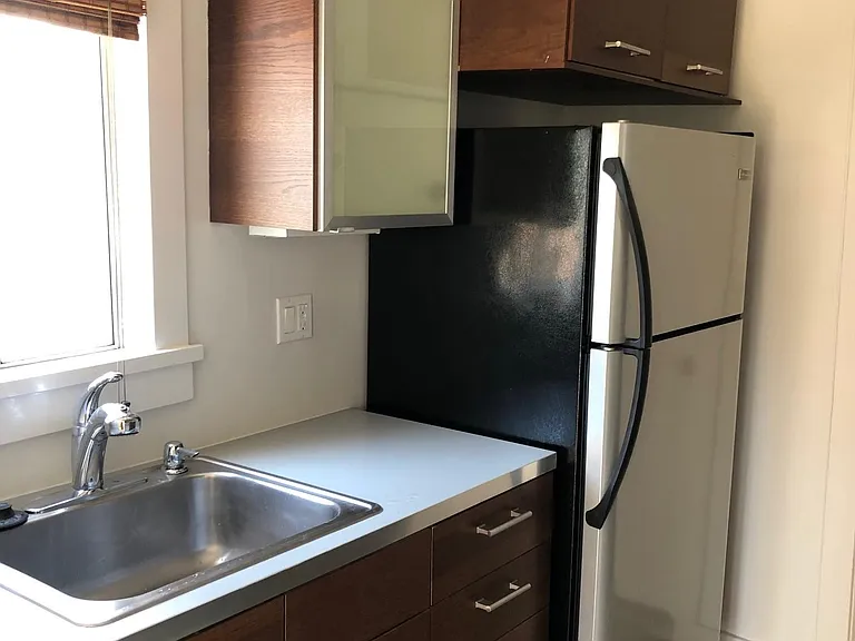 1927 Delta St — Photo 13