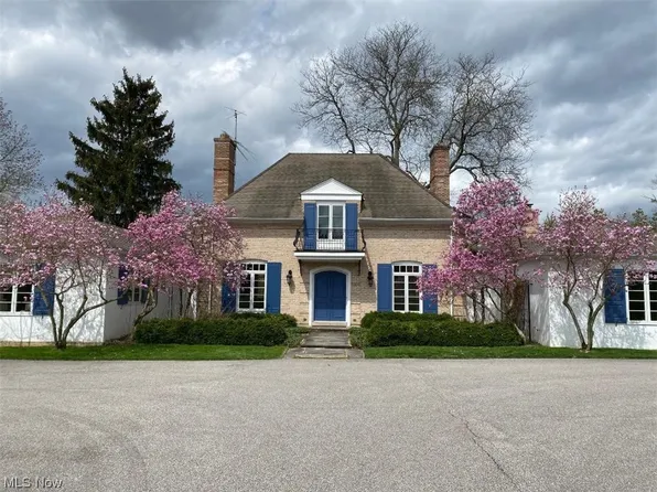 3160 Topping Ln, Hunting Valley, OH 44022