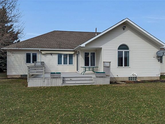 2nd image of 5005 Harris Hill Rd