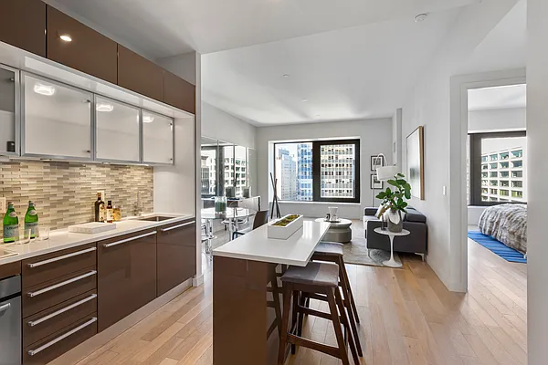 Sold by Platinum Properties | media 2