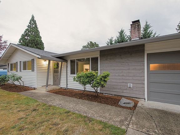 2nd image of 5619 NE 70th St