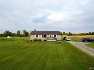 4570 N Lake Rd, Columbiaville, MI 48421
