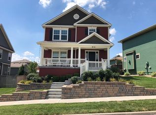 912 SW Redbuck Cir, Lees Summit, MO 64081