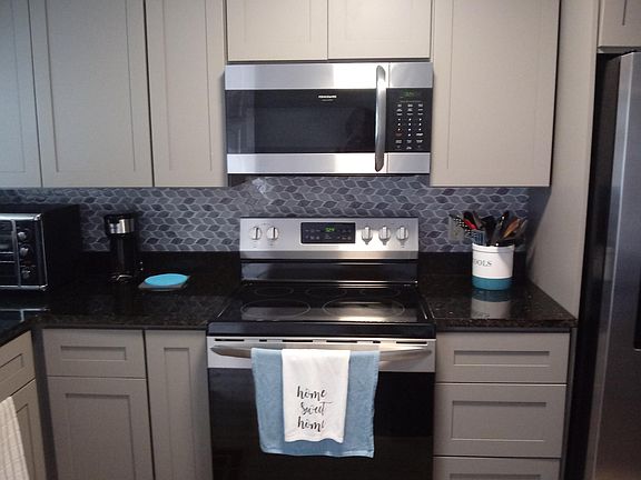 2nd image of 6645 1st Ave N APT 206