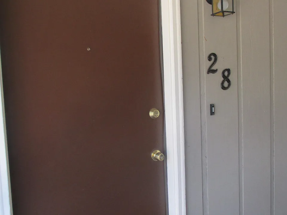 4 Rainbow Dr #28