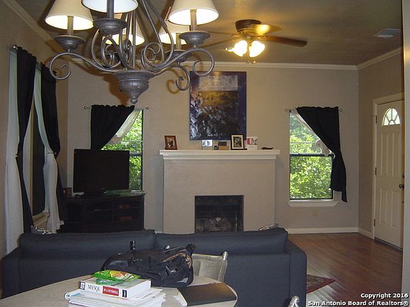3rd image of 204 N Montclair ave