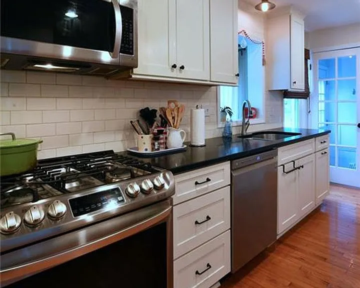342 Greenleaf Dr — Photo 8