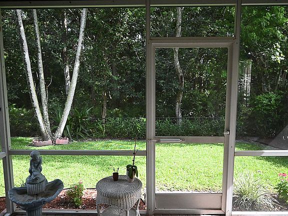 House backs up to perserve