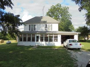 521 Walnut St, Hale, MO 64643