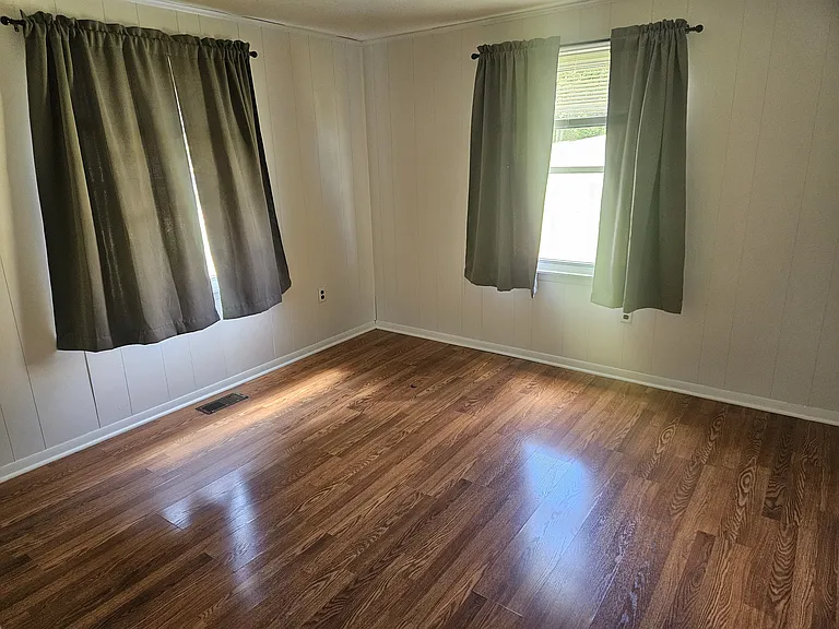 401 Church Rd — Photo 11
