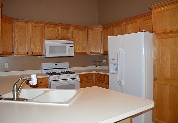5th image of 421 Dunridge Ct #421