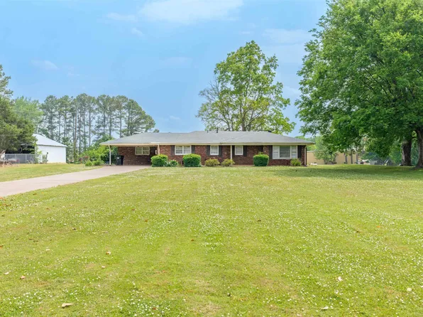 202 Blaine Ave, Muscle Shoals, AL 35661