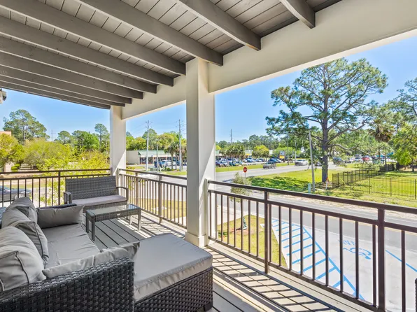 2301 2nd St E, Gulf Shores, AL