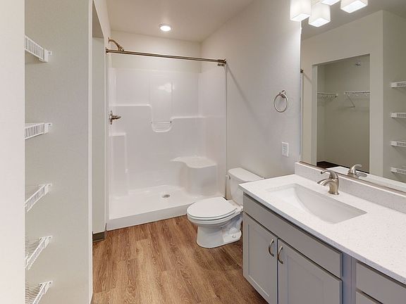 5th image of 1520 NW Irvinedale Dr #212