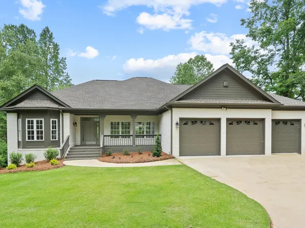 1390 Winged Foot Dr, Greensboro, GA 30642