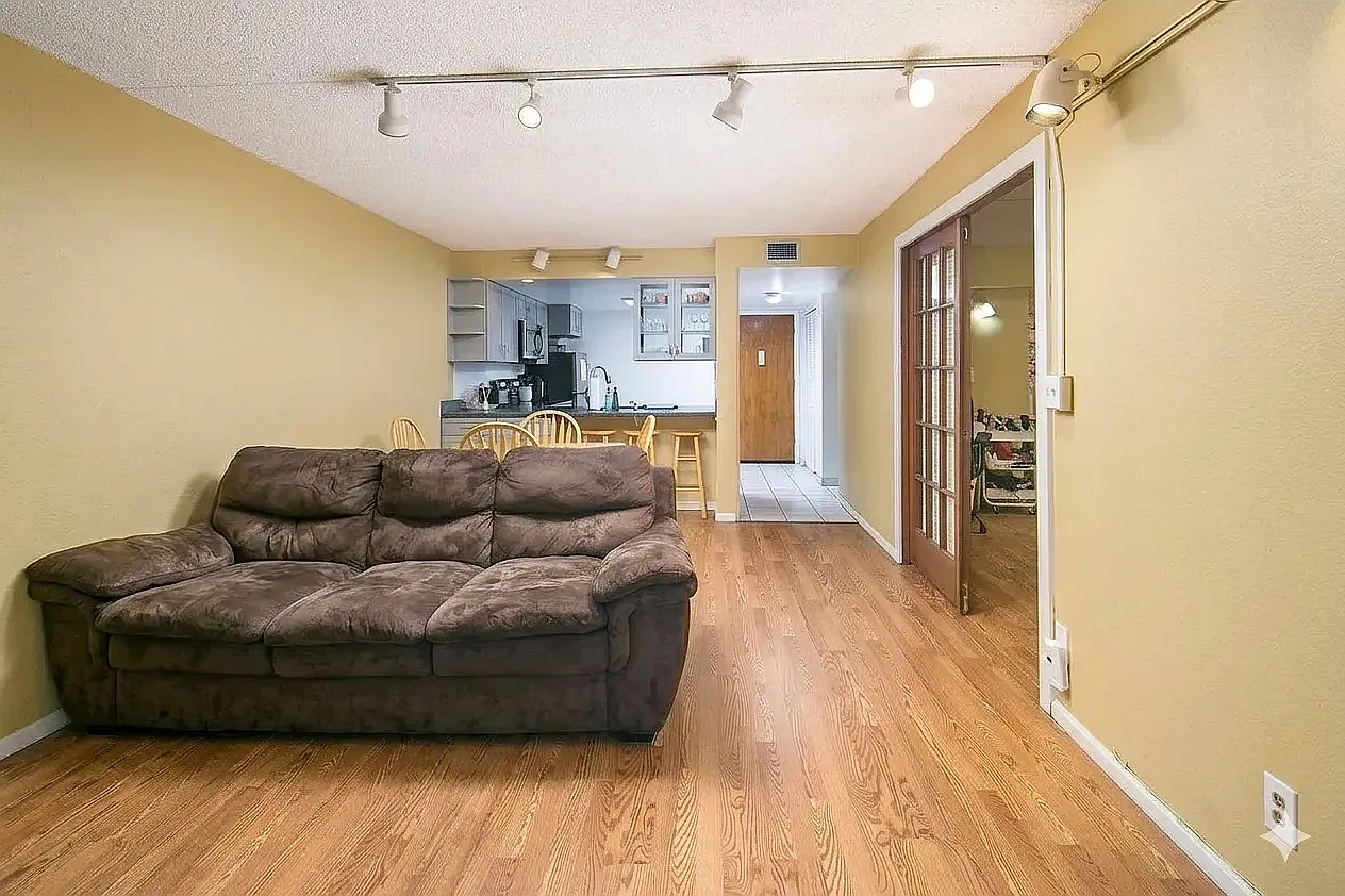 1 bed, 708 sqft, $1,700 — Photo 2