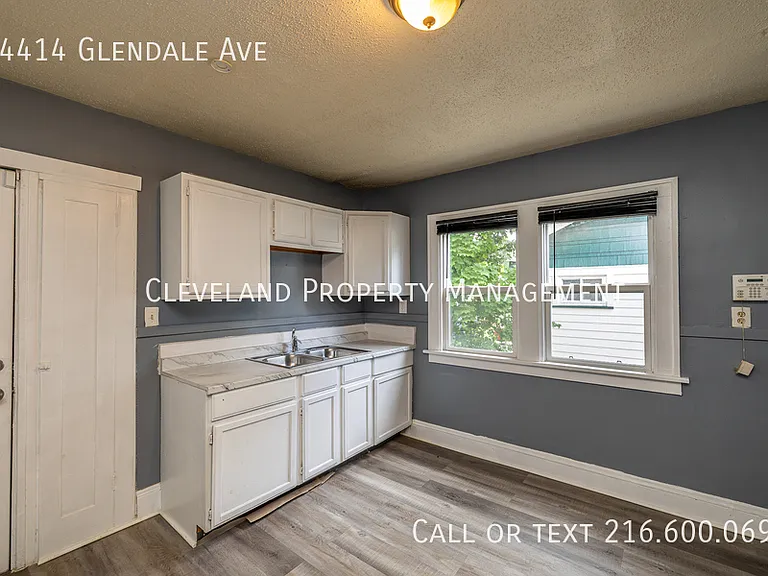 14414 Glendale Ave — Photo 7