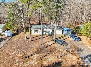 5610 Wild Wood Ct, Bessemer City, NC 28016