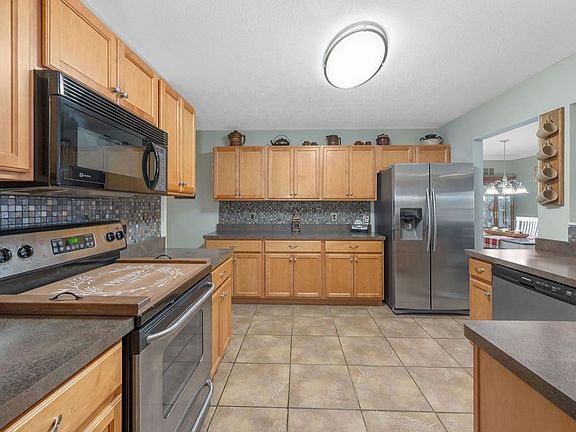 5th image of 1191 Woodchase Trl