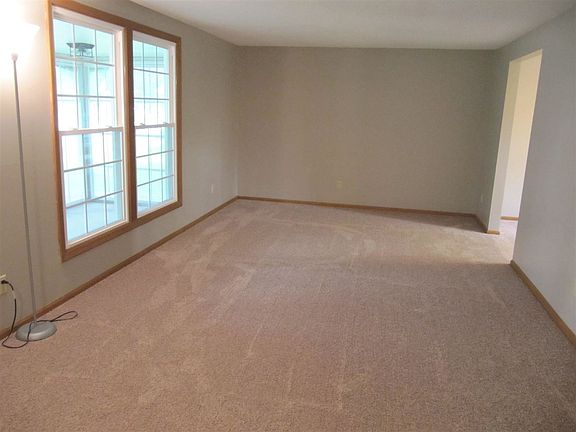 3rd image of 3311 Sanibel Dr