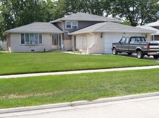 8034 Odell Ave, Bridgeview, IL 60455