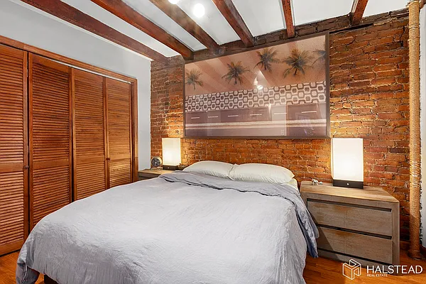 Rented by Halstead Real Estate | media 10