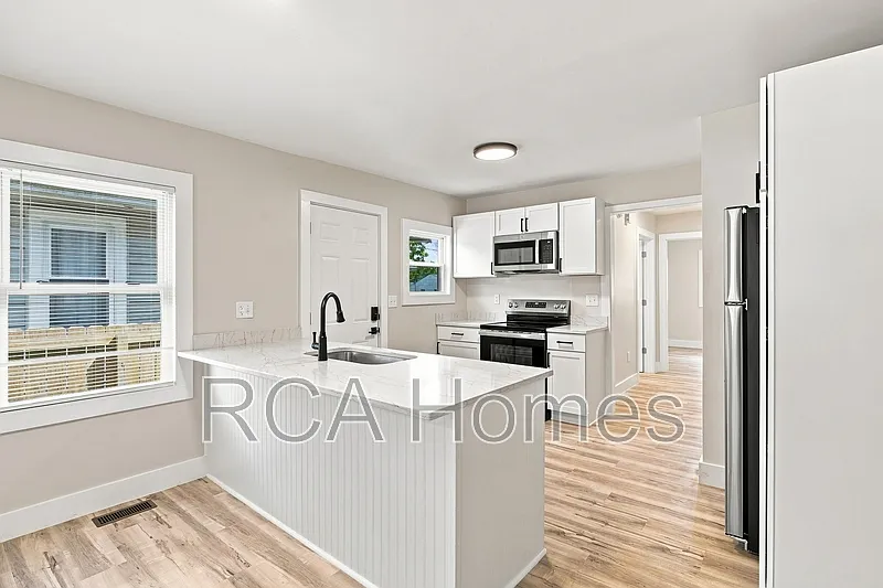 1 bed, 1.0 bath, 750 sqft, $1,000 — Photo 3