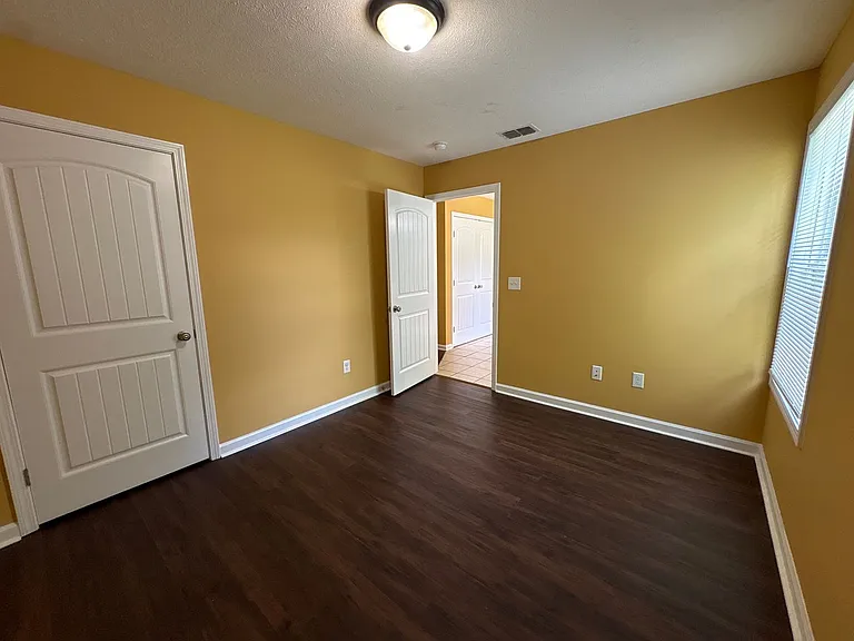 504 Wheeler St — Photo 13