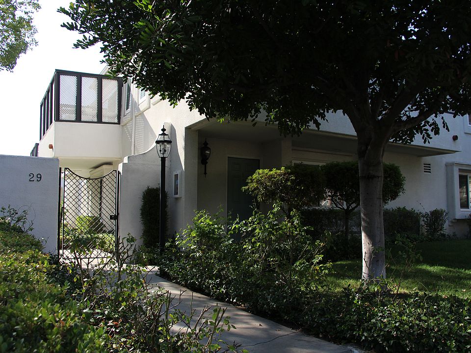 Building Photo 5