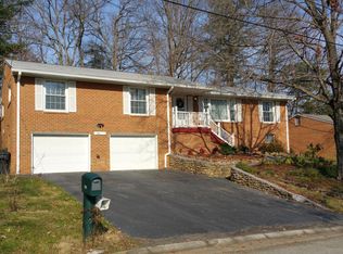 3911 Skylark Cir, Roanoke, VA 24018