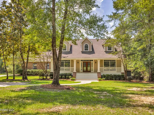 2913 Holden Dr, Vancleave, MS 39565