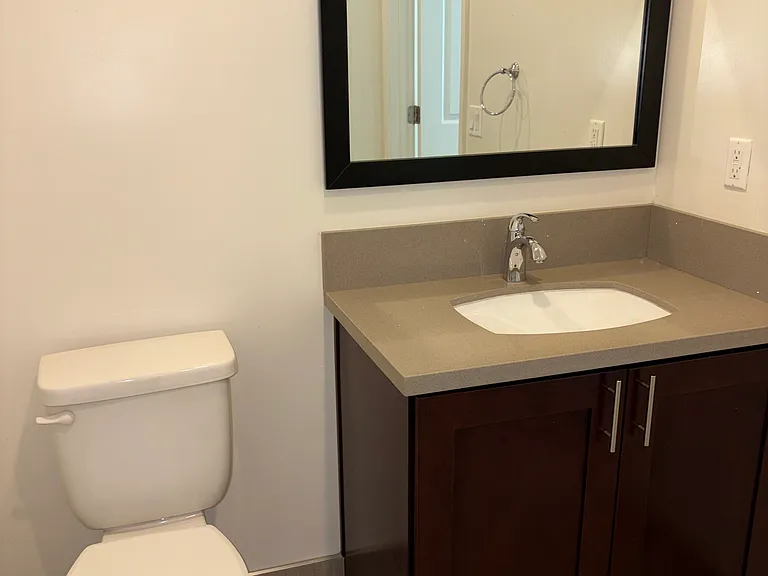 14143 Burbank Blvd #202 — Photo 26