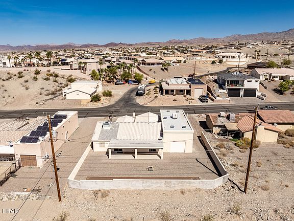 2nd image of 2790 Arabian Dr