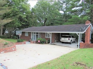 1526 Dogwood Rd, Charleston, WV 25314