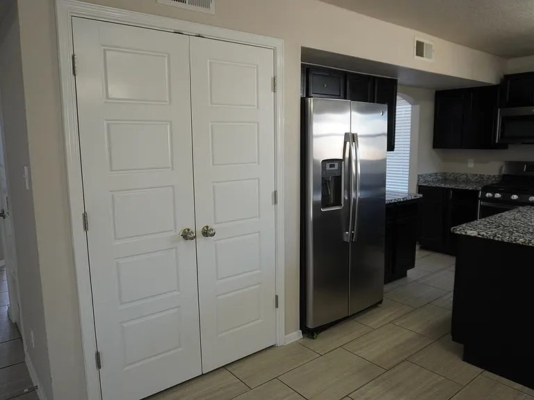 429 Sonaran Ct — Photo 9