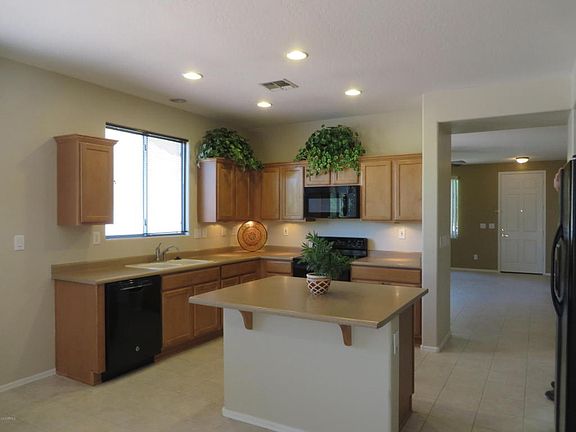 5th image of 40112 N Graham Ct