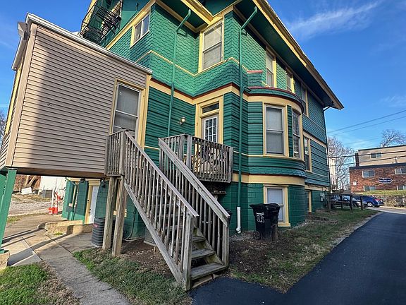 2nd image of 2359 Ohio Ave APT 2