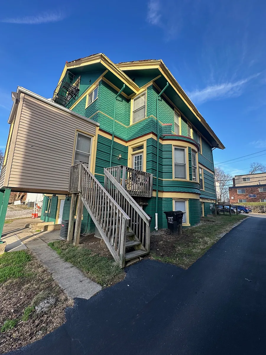 Building Photo - 2359 Ohio Ave #2
